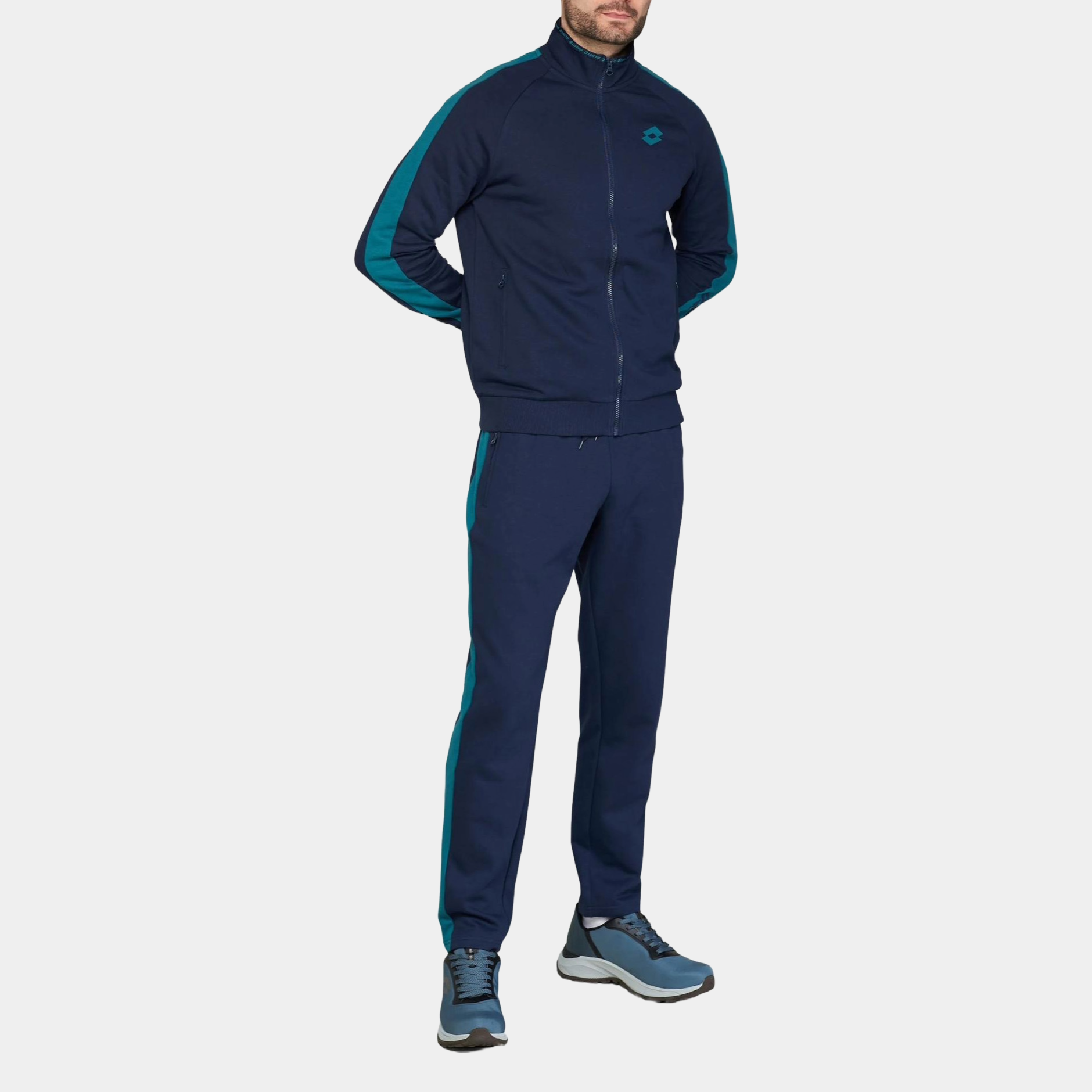 Tracksuit 220226