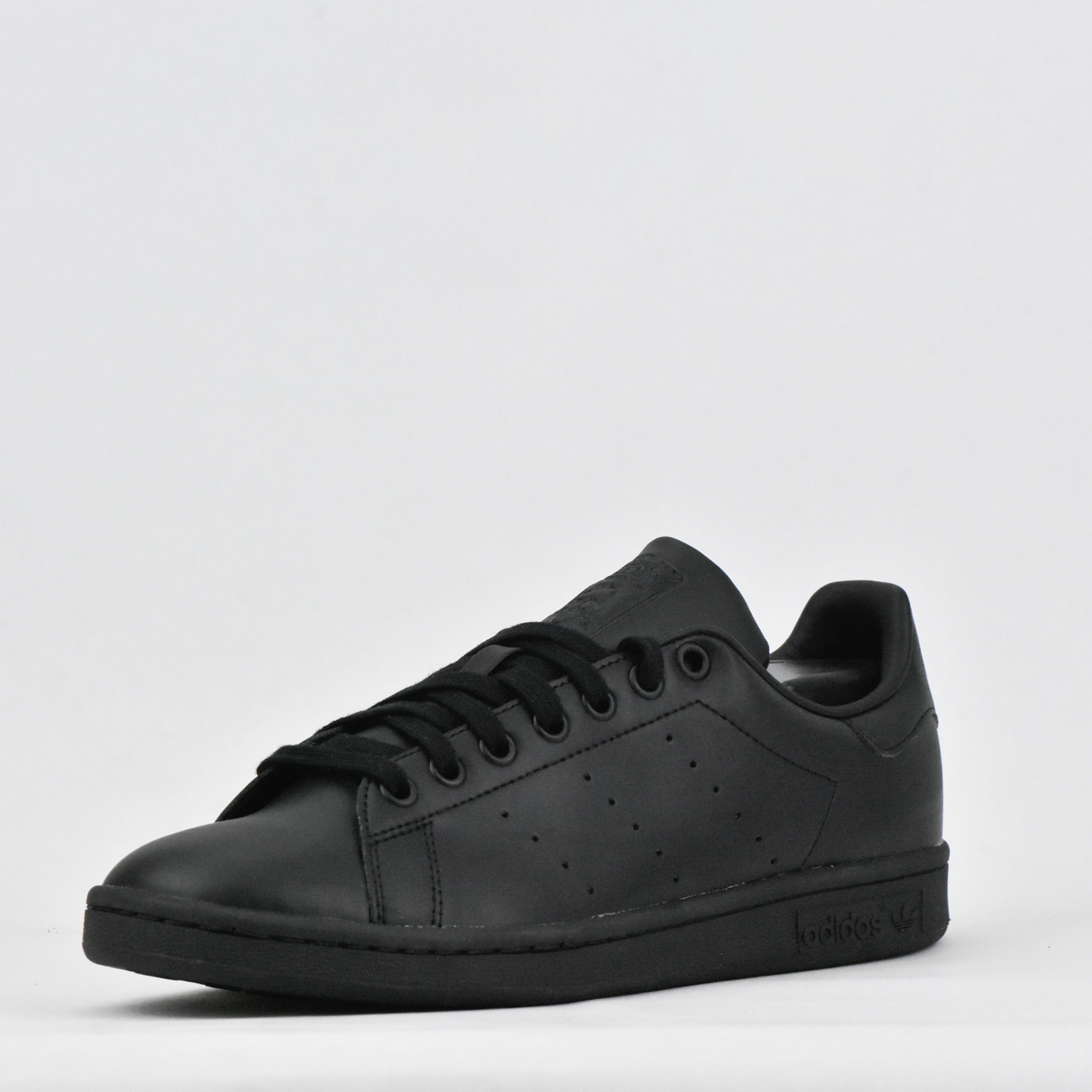 STAN SMITH