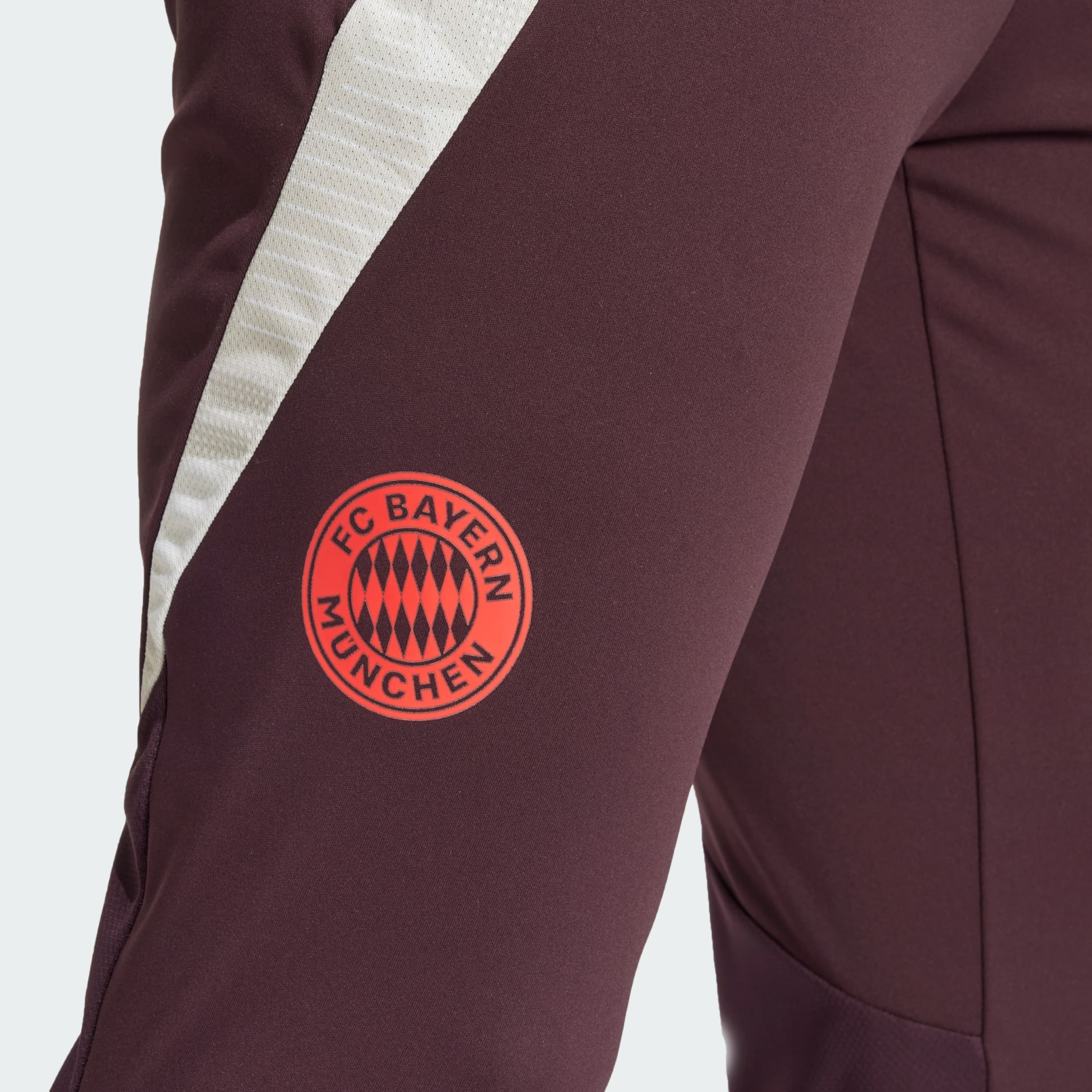 Pantalon d'entraînement FC Bayern Tiro 24