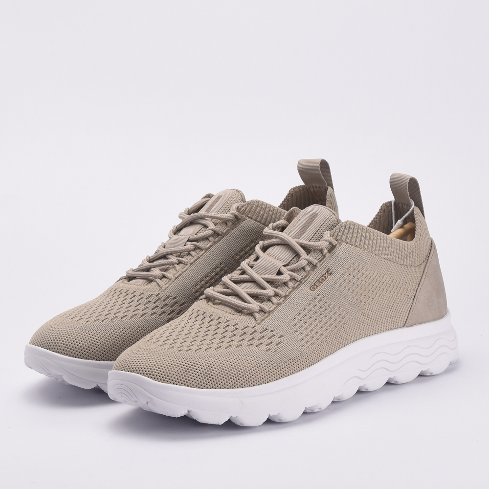 U SPHERICA A - KNITTED TEXT