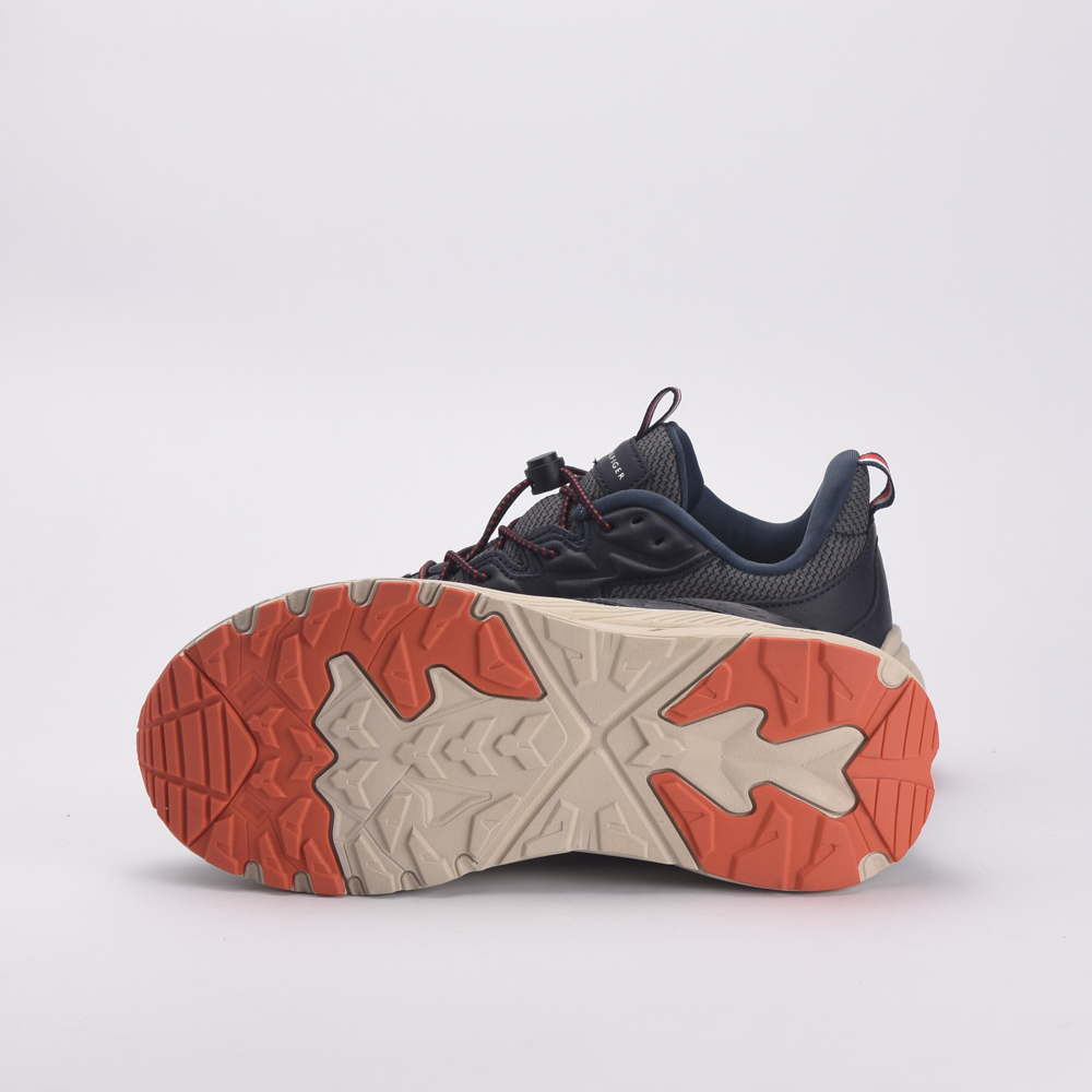 Sneakers With Chunky Sole