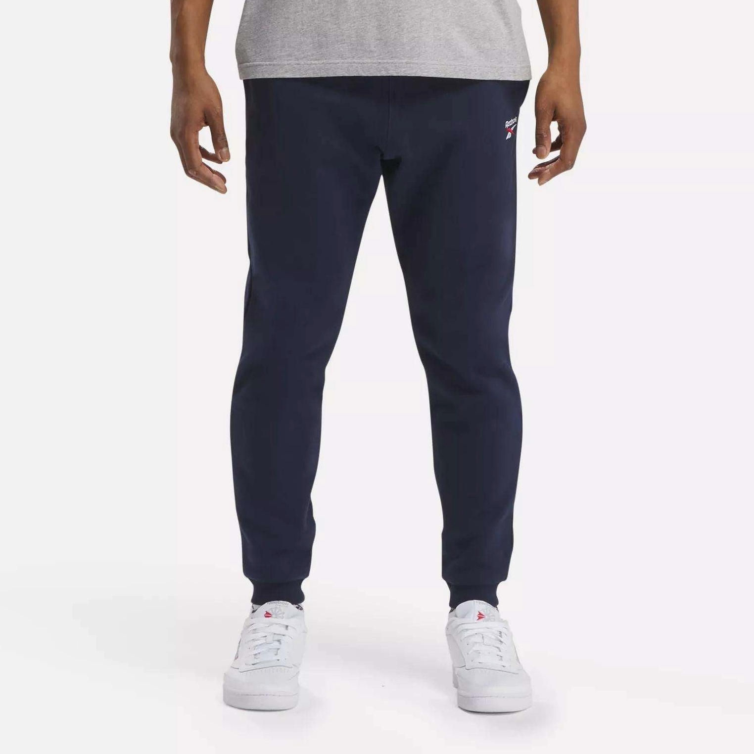 Identity Small Logo Fleece Jogger