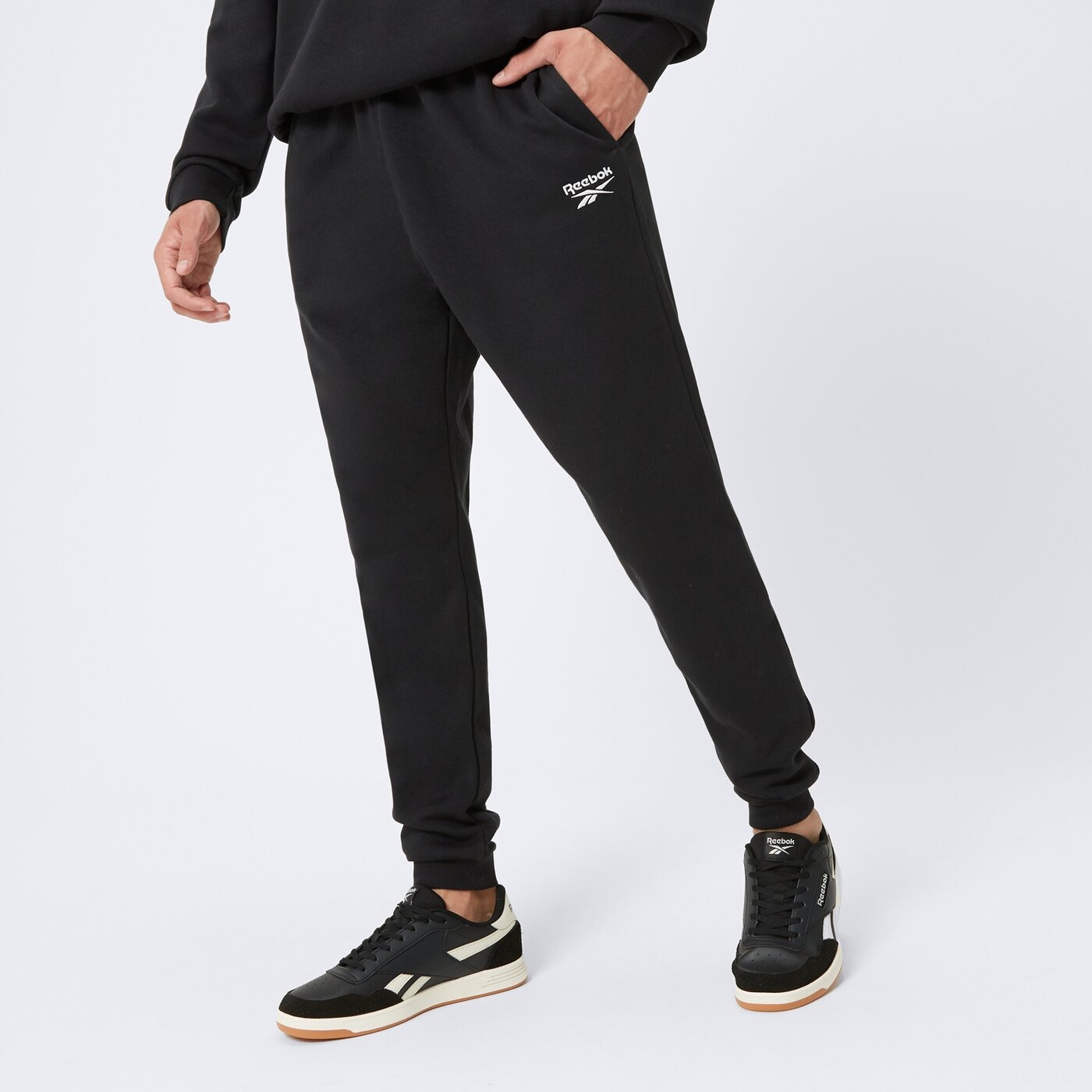 Identity Small Logo Fleece Jogger