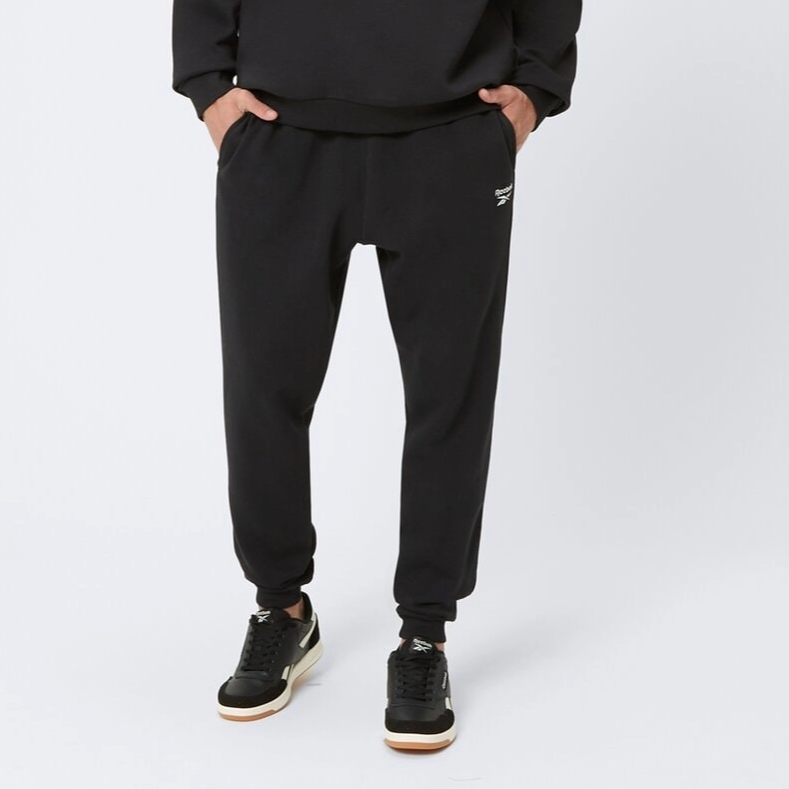 Identity Small Logo Fleece Jogger