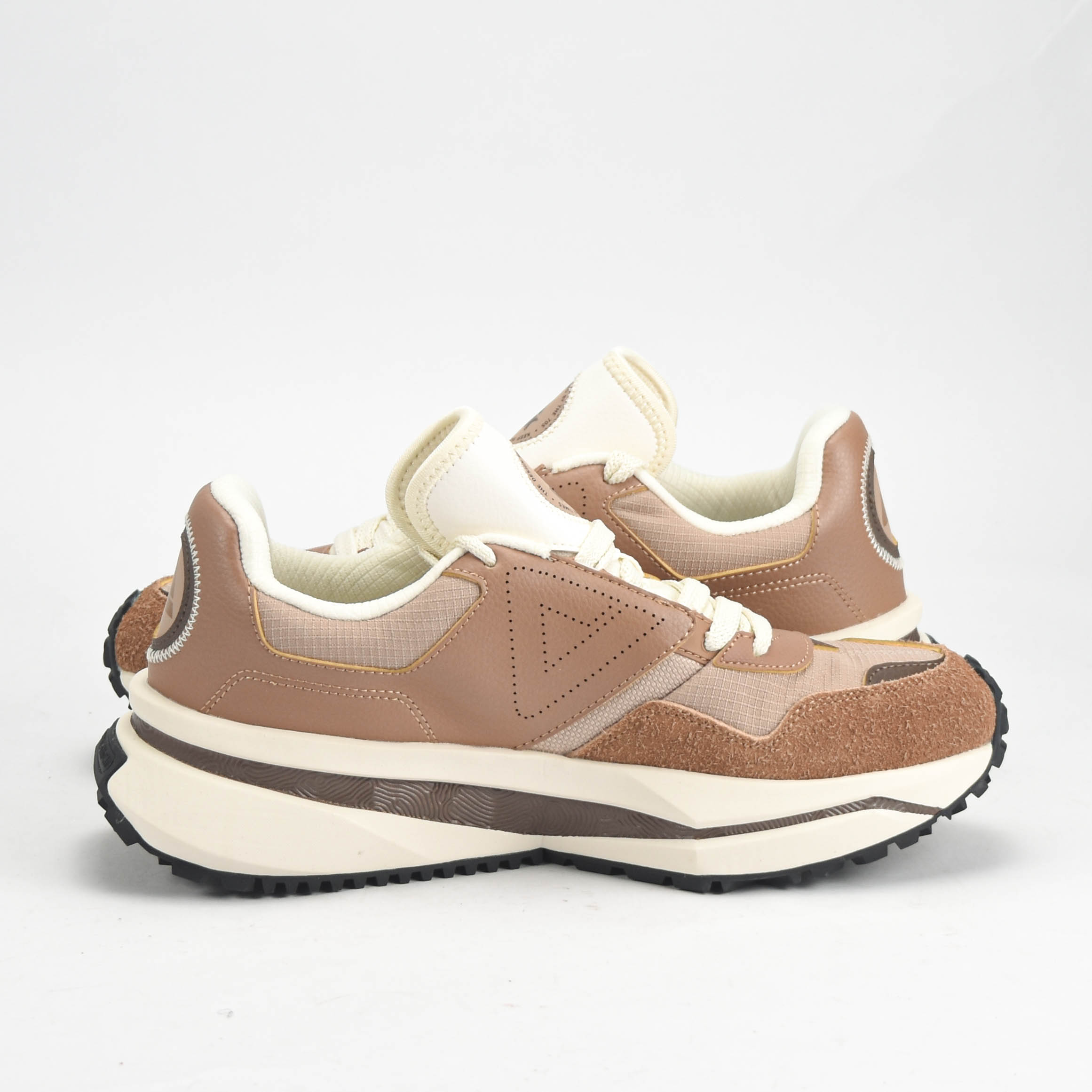 Taichi Retro Casual M