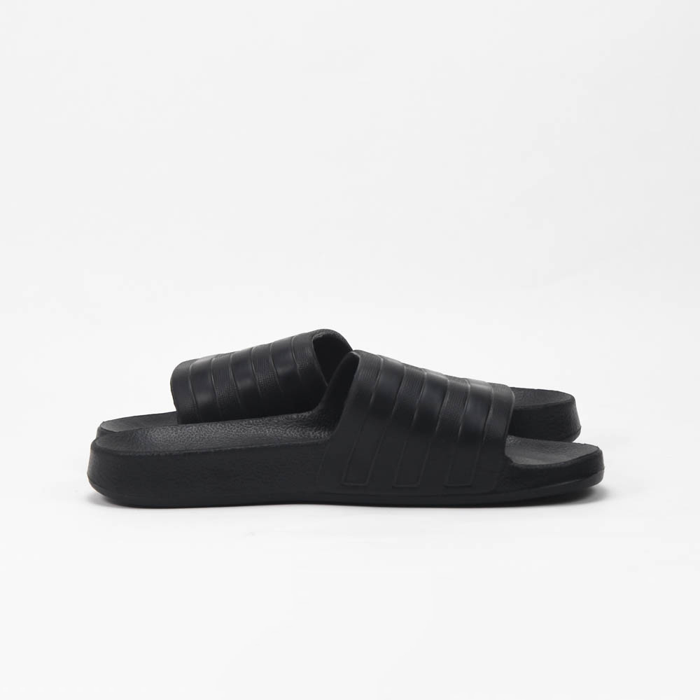 ADILETTE AQUA