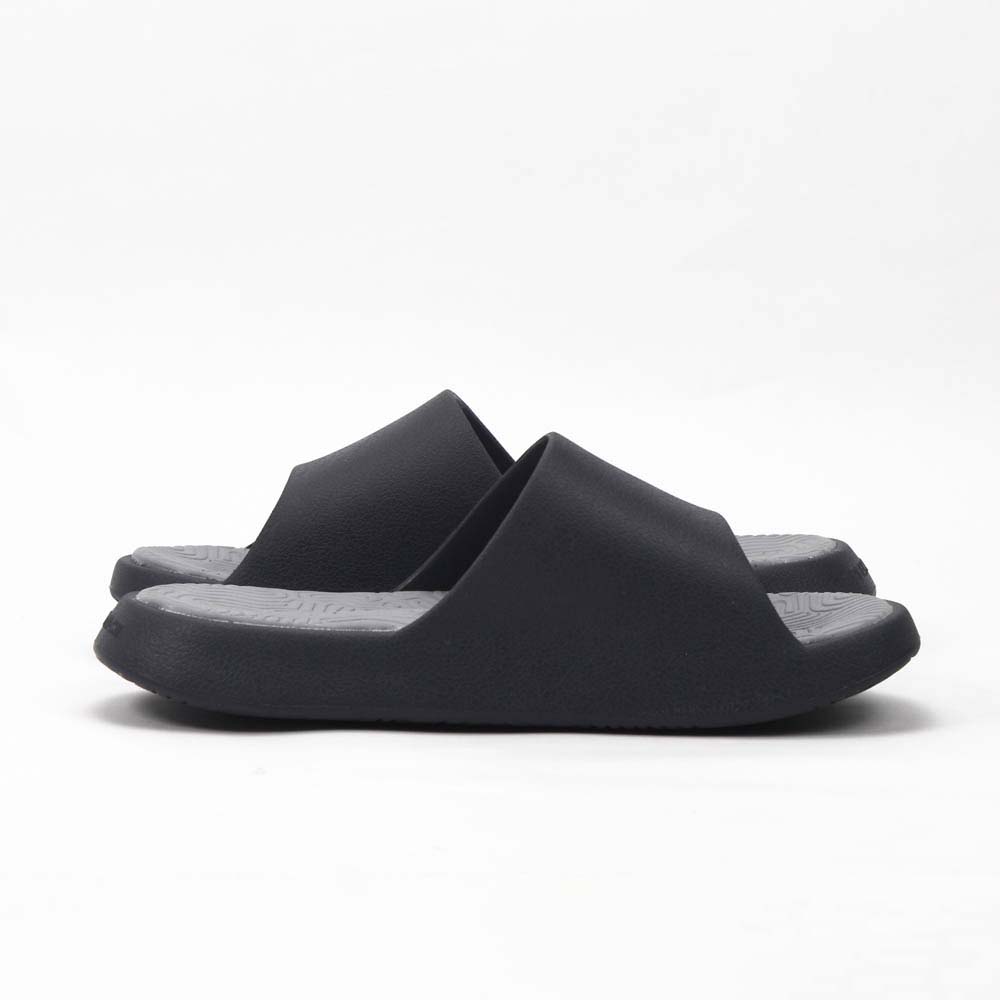 Taichi Slippers W