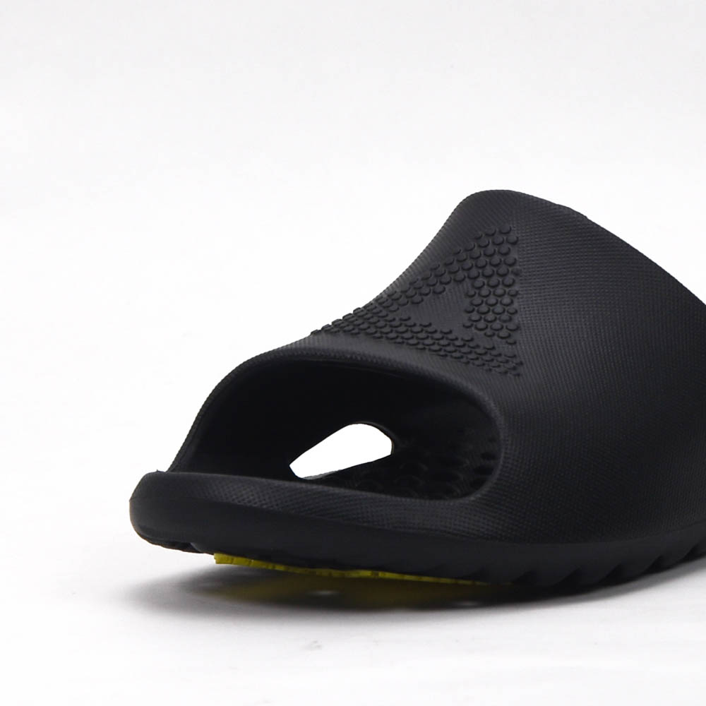 Taichi Sports Slipper M