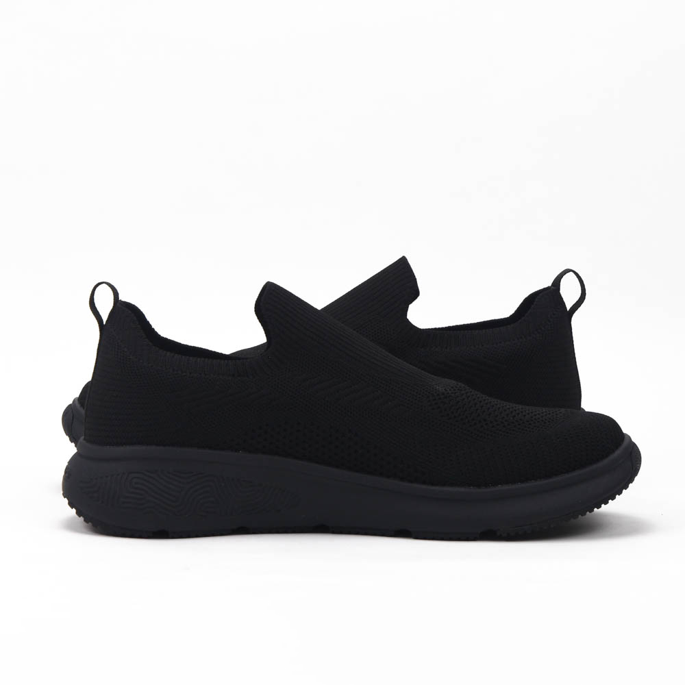 Taichi Slip On