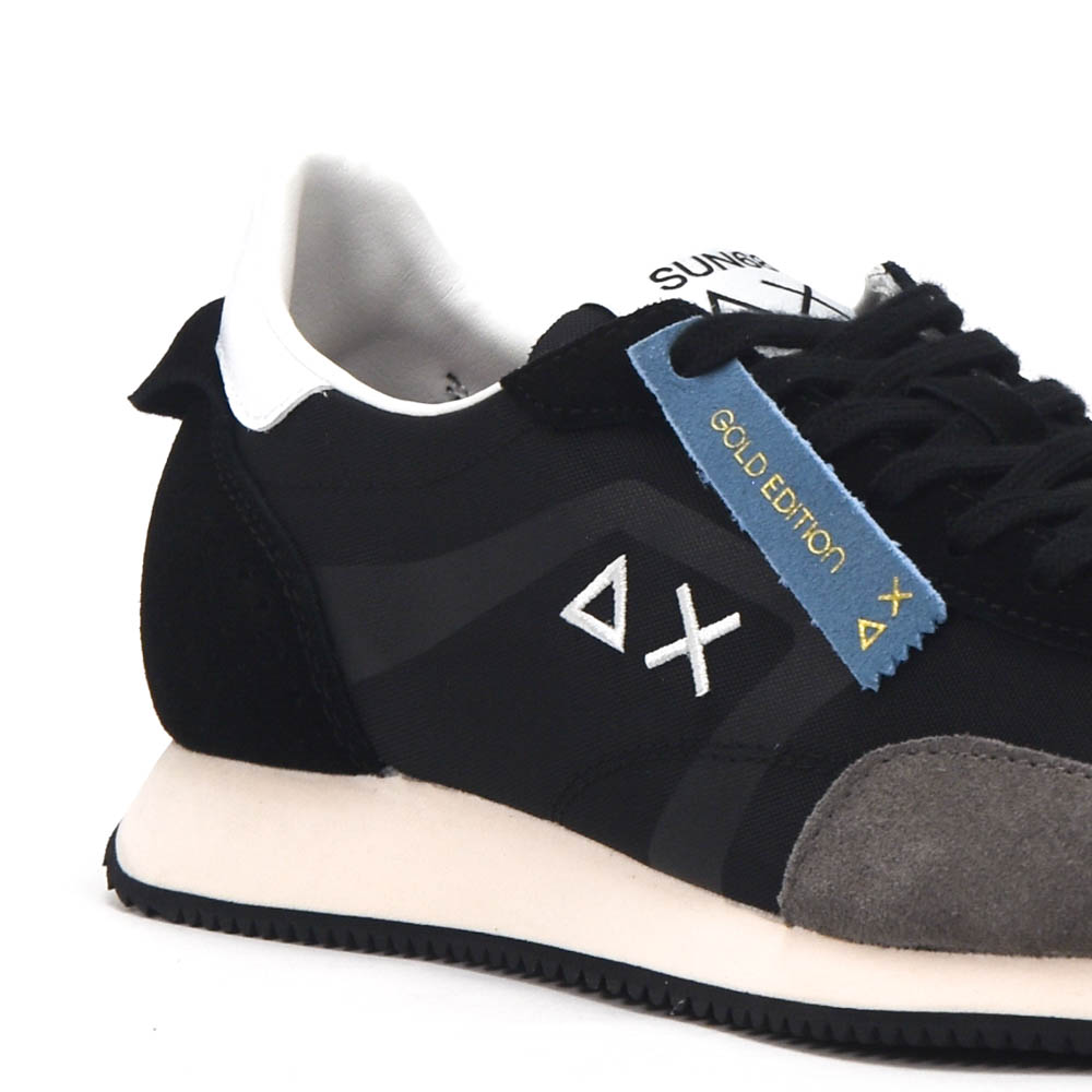EASY RUNNER