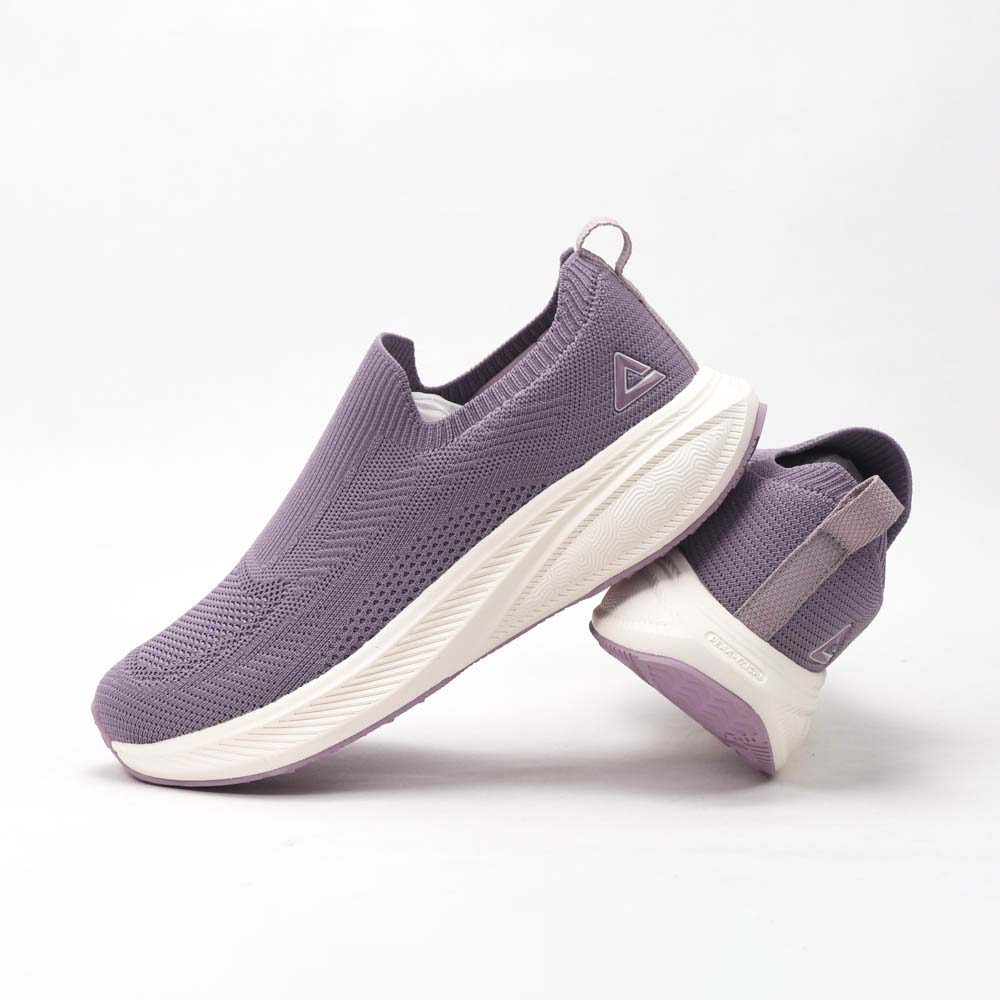 Taichi Casual Slip-On W