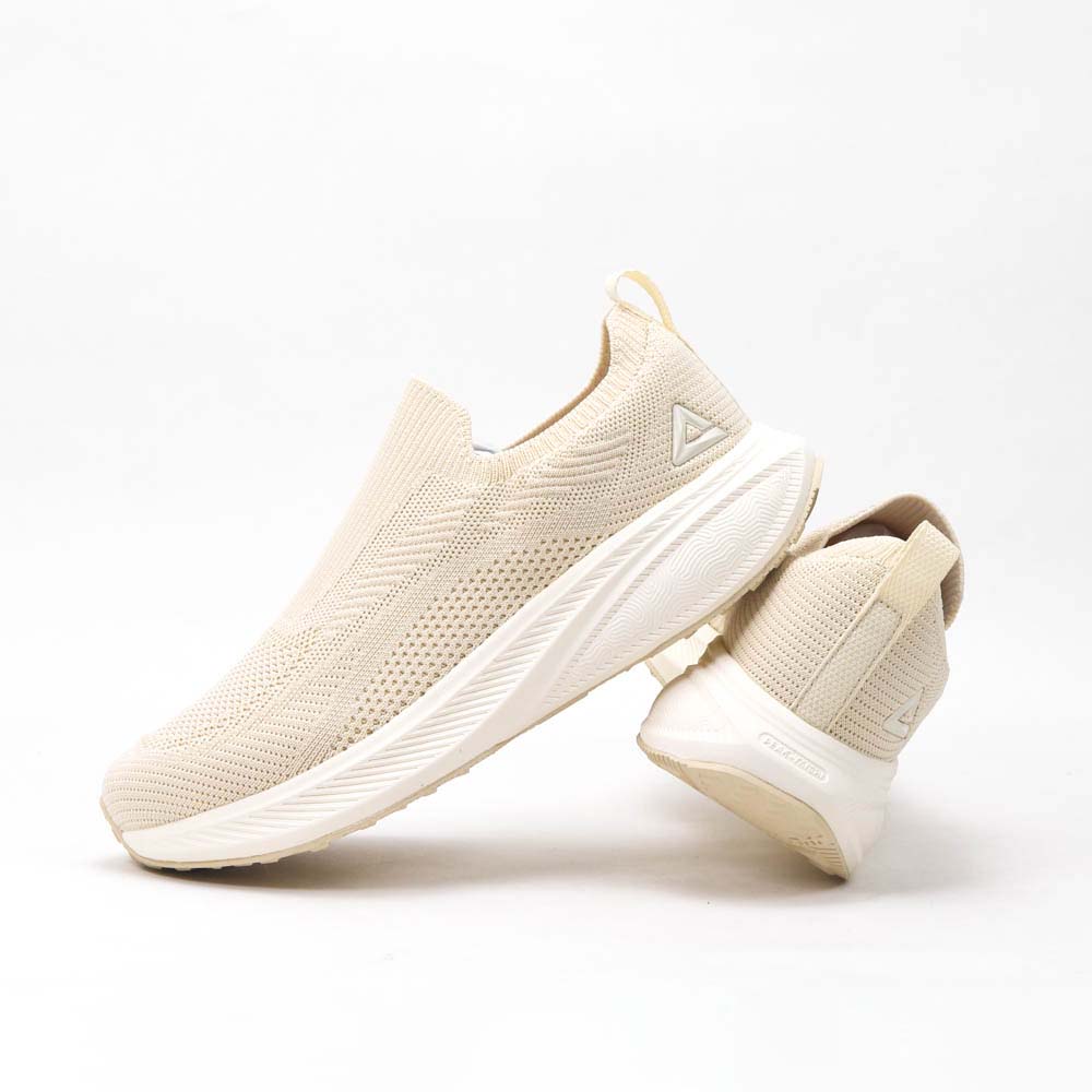 Taichi Casual Slip-On W