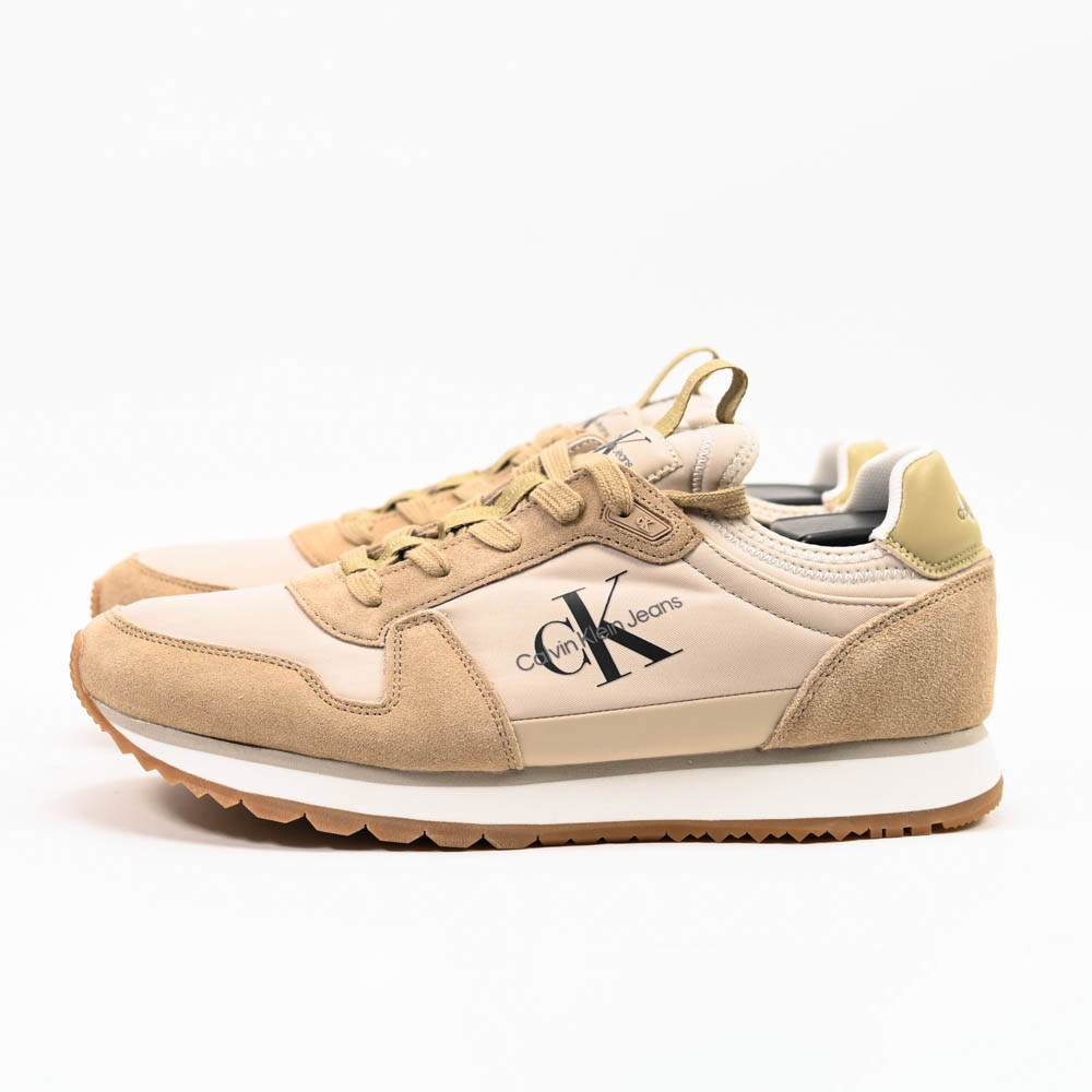Retro Runner Laceup Refl