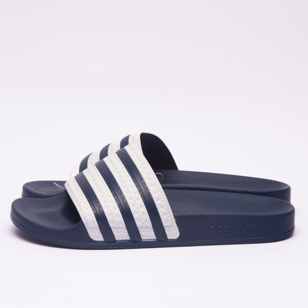 ADILETTE